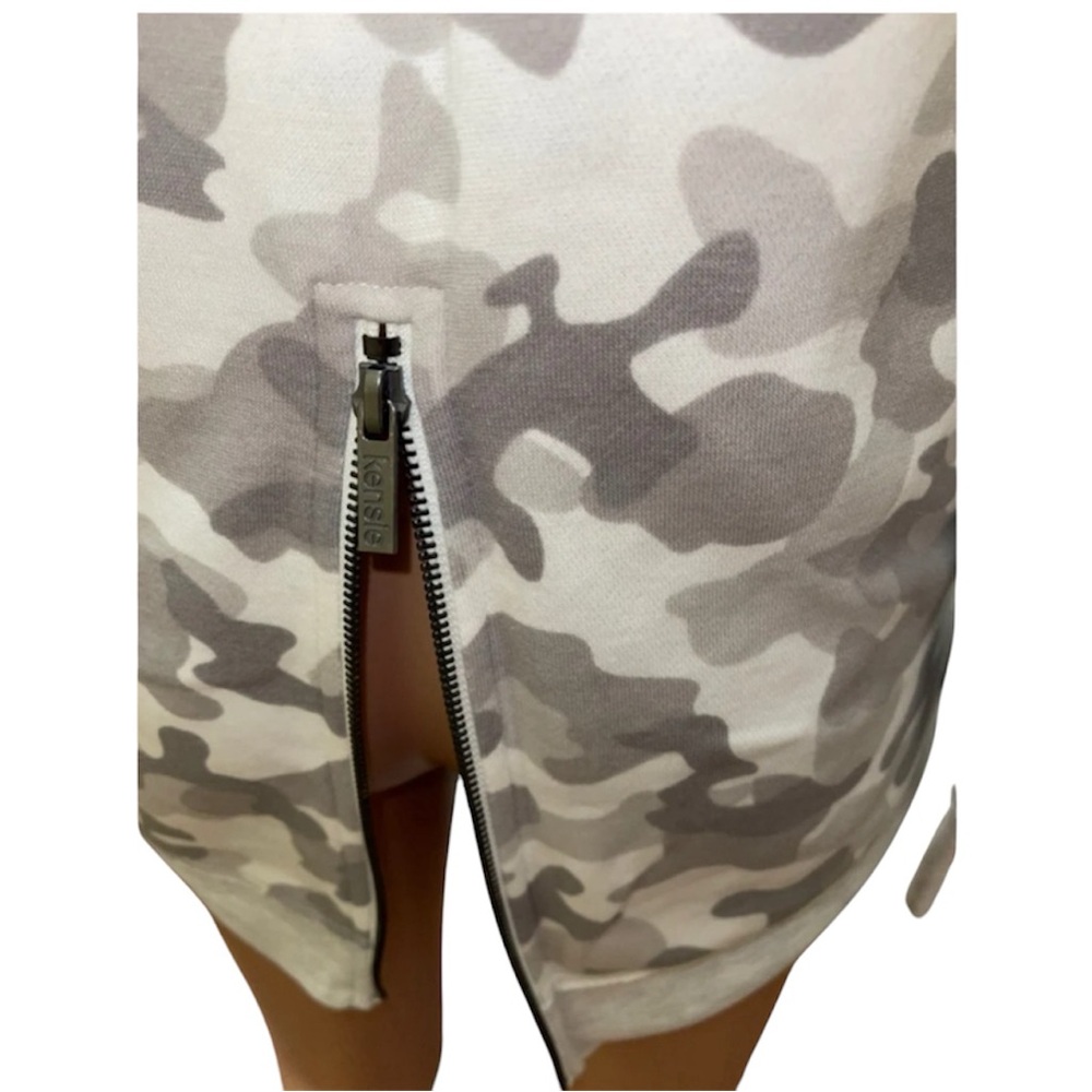 KENSIE PERFORMANCE SWEATSHIRT CAMO-PRINT PULLOVER WOMEN BACK ZIPPER SIZE MEDIUM - Picture 8 of 16